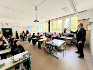 Razvijanje kompetencija kroz edukativne radionice na sjeveru i jugu Crne Gore